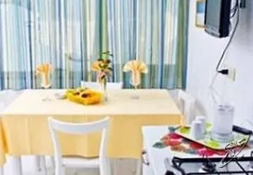 Village Malibu 假日公园 4*