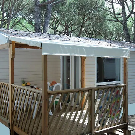 Aldeamento Turístico Village Malibu